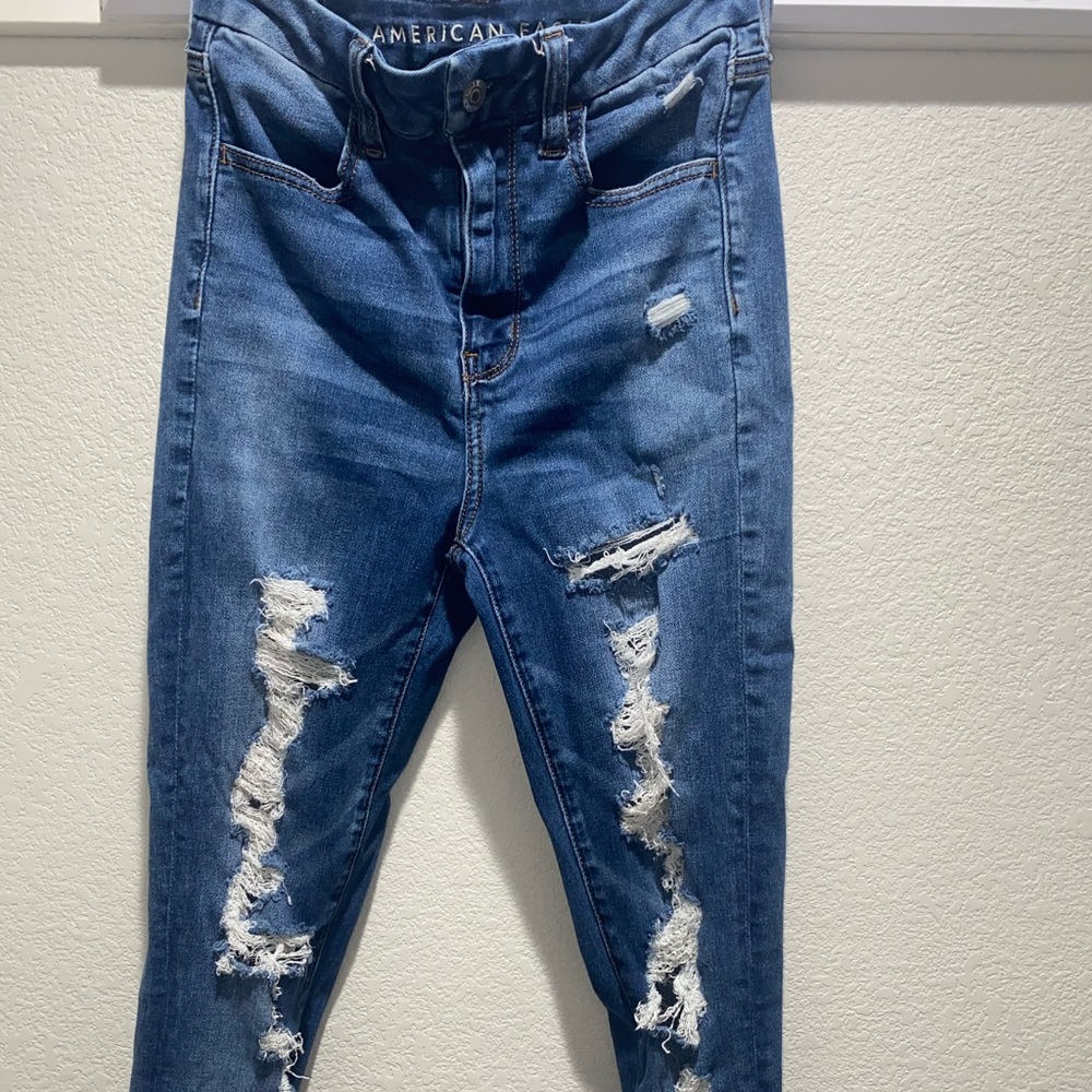 High Waisted American Eagle Outfitters Blue Jeans